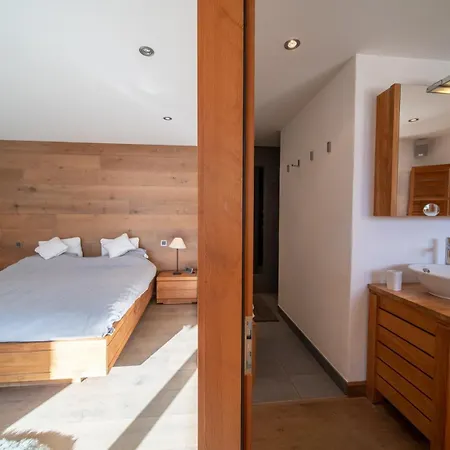 5br Iconic Chalet - What'app - 0034-656-619-782 - For Reservations! Holiday home *